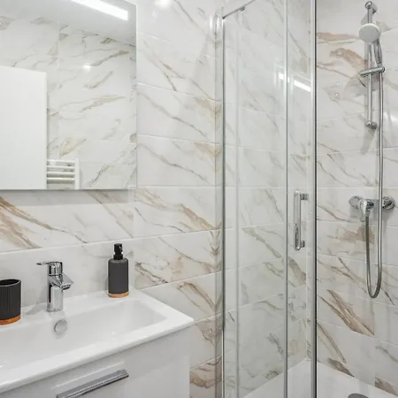 Le Chapelle -t2 Cosy Pour 4- 8 Apartamento Lyon